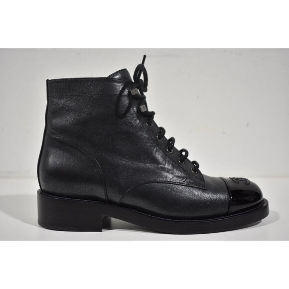 Chanel 20A Black Calfskin Leather CC Combat Lace Up Tie Military Ankle Boot 39.5 - Picture 1 of 11